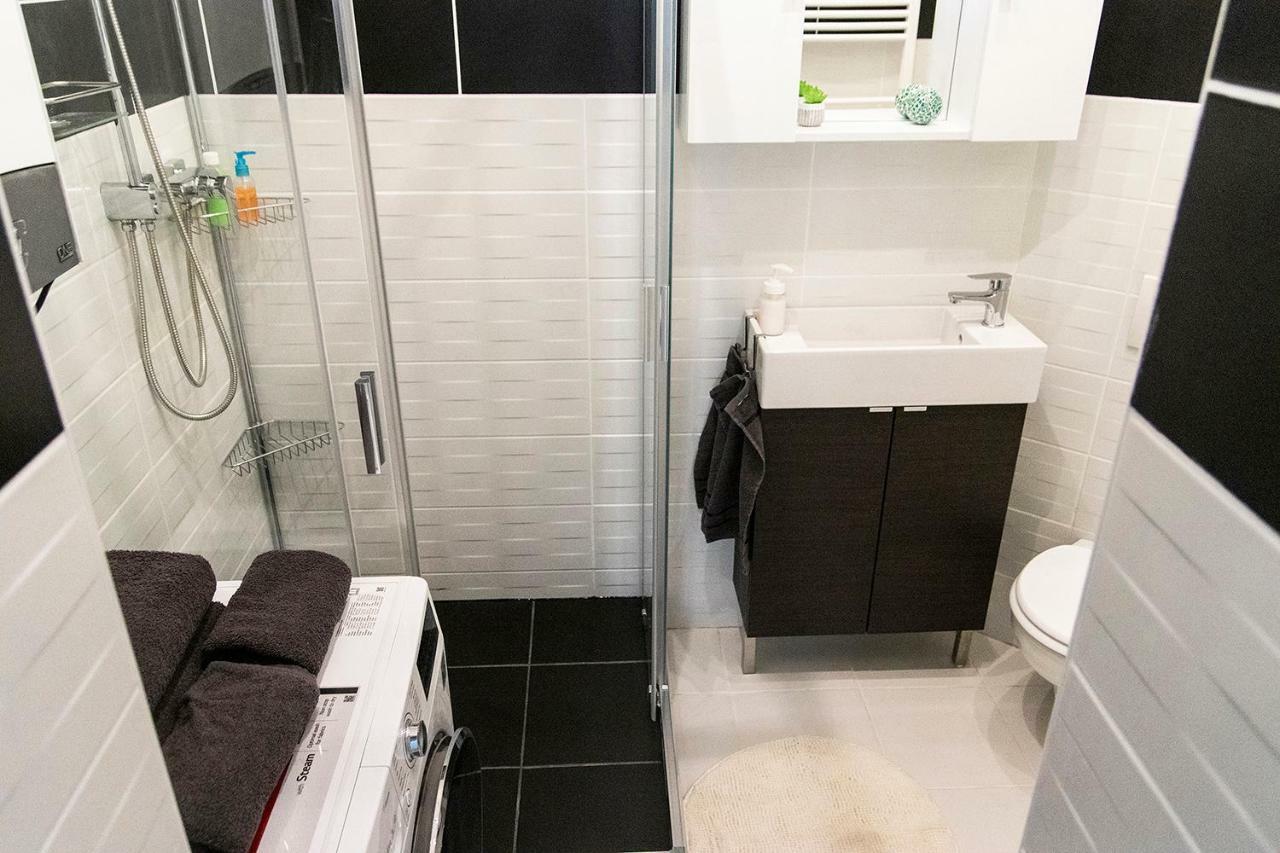 Dora Apartment Near Buda Castle With Parking! Budapest Eksteriør bilde